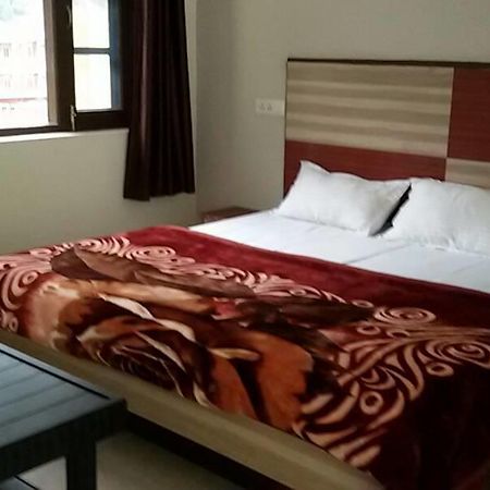 Hotel Deep Forest Kasol Eksteriør billede