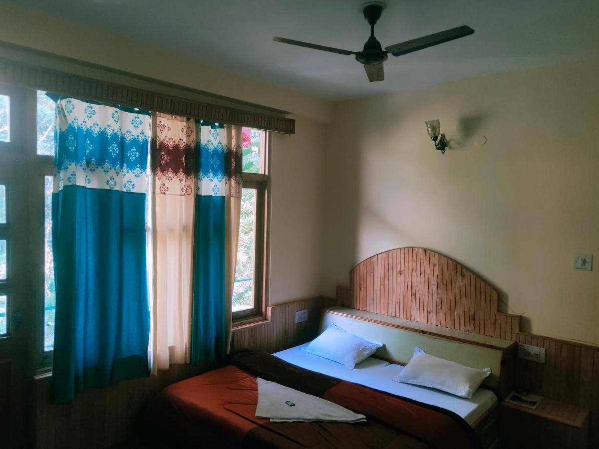 Hotel Deep Forest Kasol Eksteriør billede