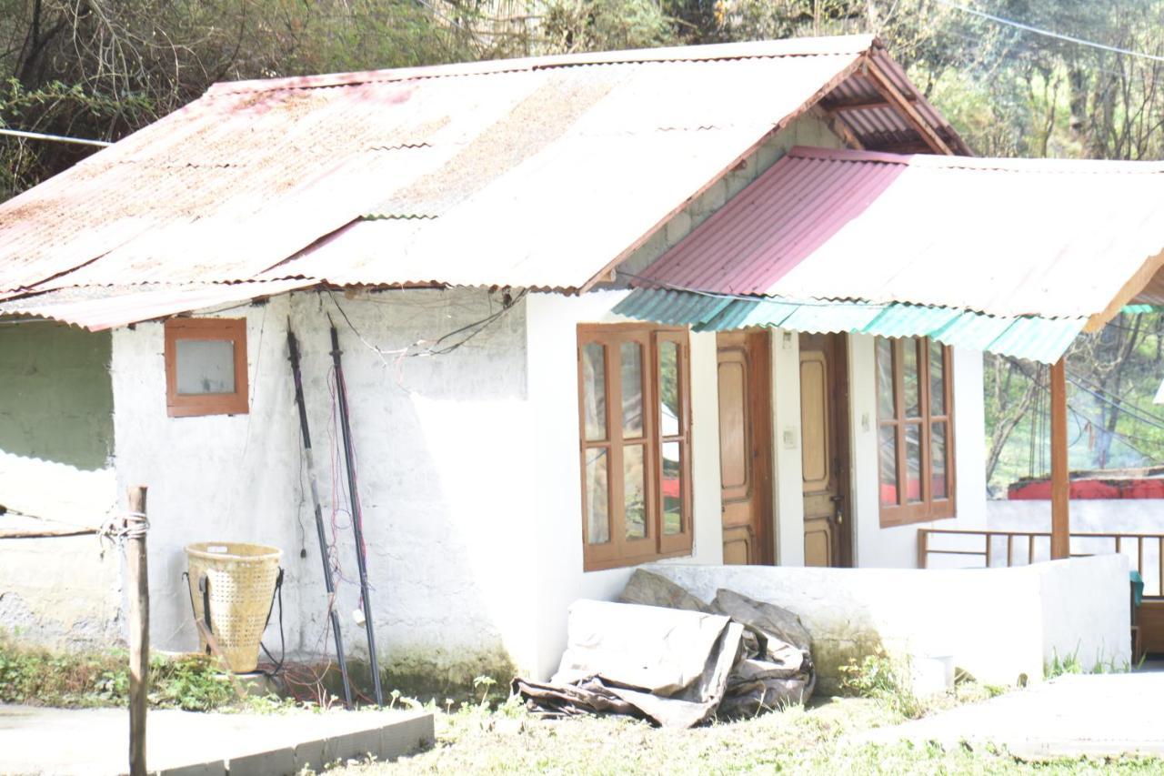 Hotel Deep Forest Kasol Eksteriør billede